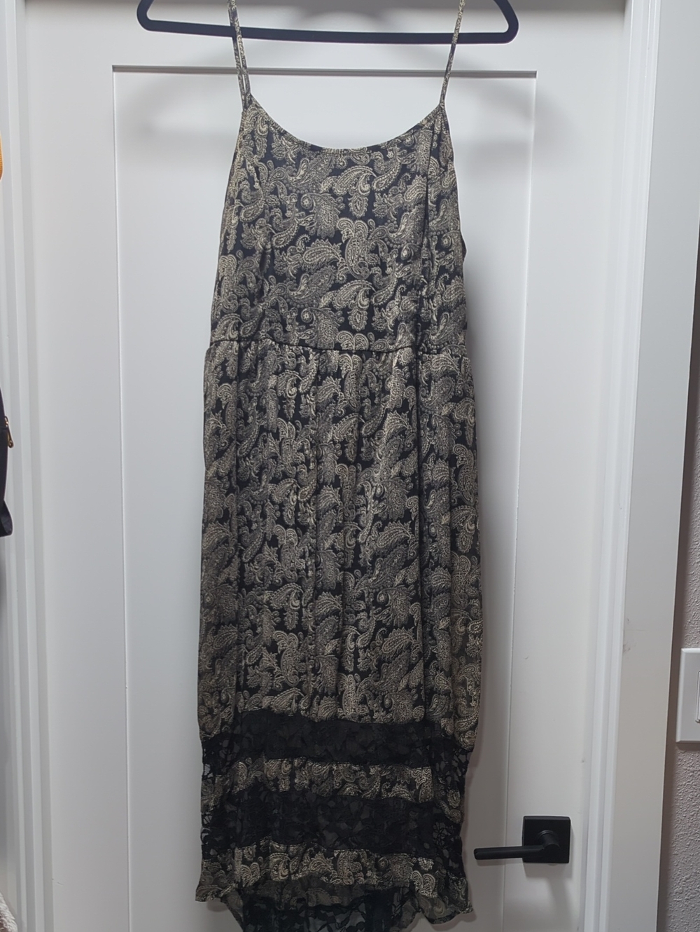 Band of Gypsies Black & Cream Paisley Maxi Dress with Lace Trim